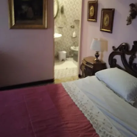Santa Giulia Πανσιόν *